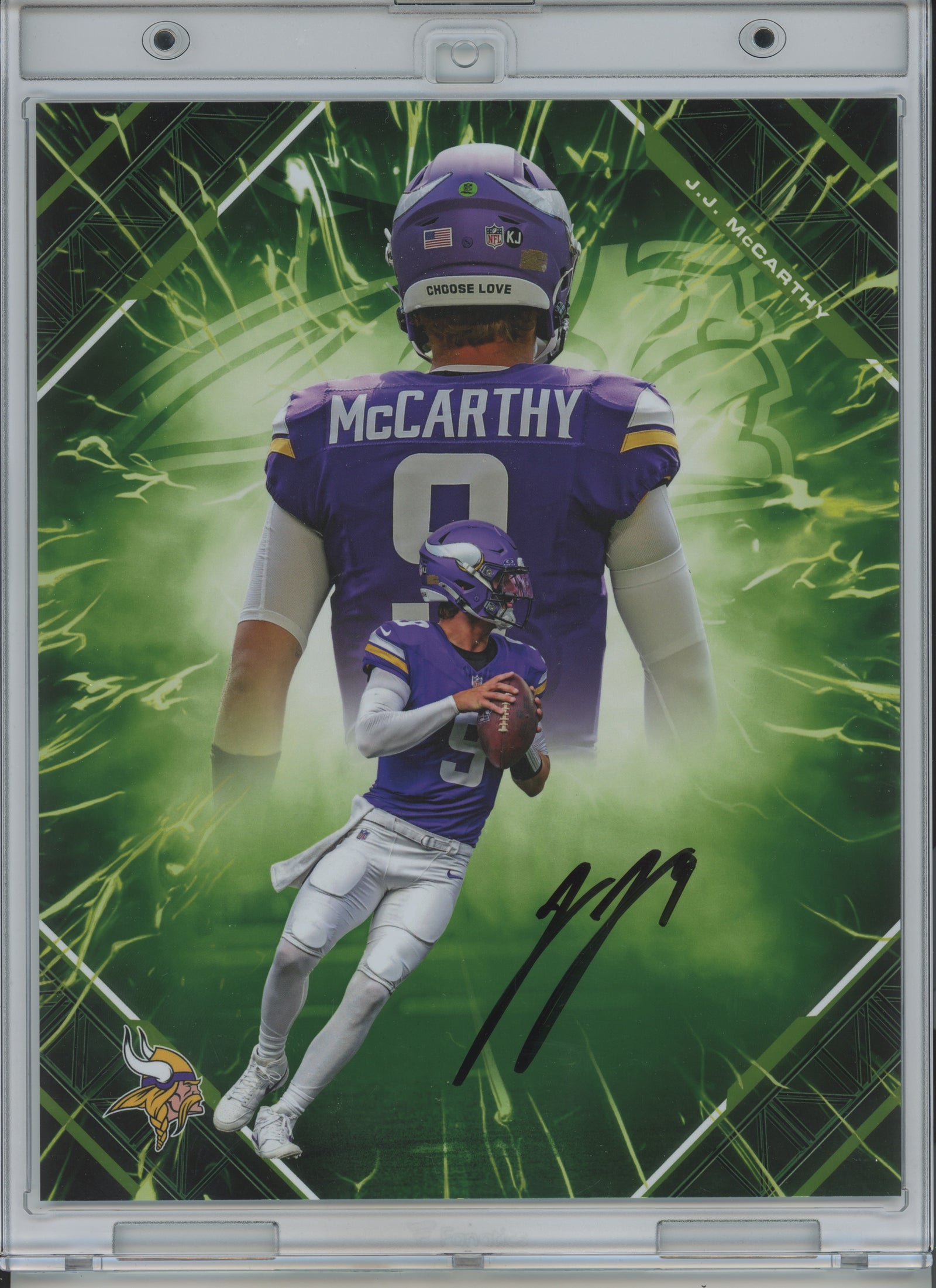 2025 Fanatics Under Wraps Emanate Green J.J. McCarthy #36/99 Autographed Photo