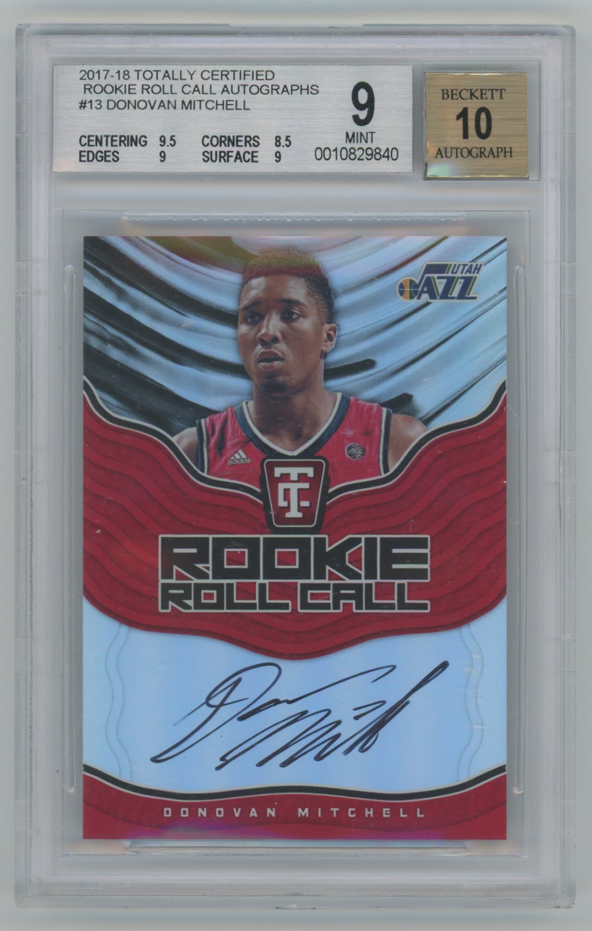 2017-18 Panini Totally Certified Rookie Roll Call Autographs #13 Donovan Mitchell BGS 9 (Auto 10) (Rookie)