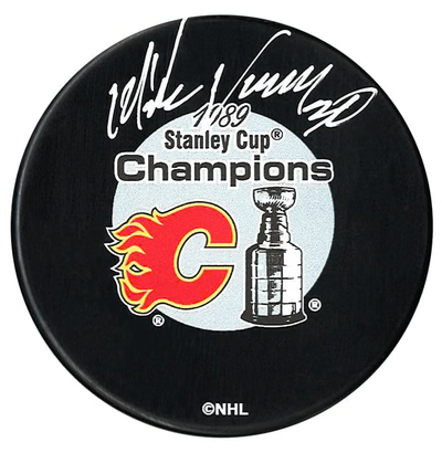 Mike Vernon Autographed Calgary Flames 1989 Stanley Cup Champions Puck (COJO Sports)