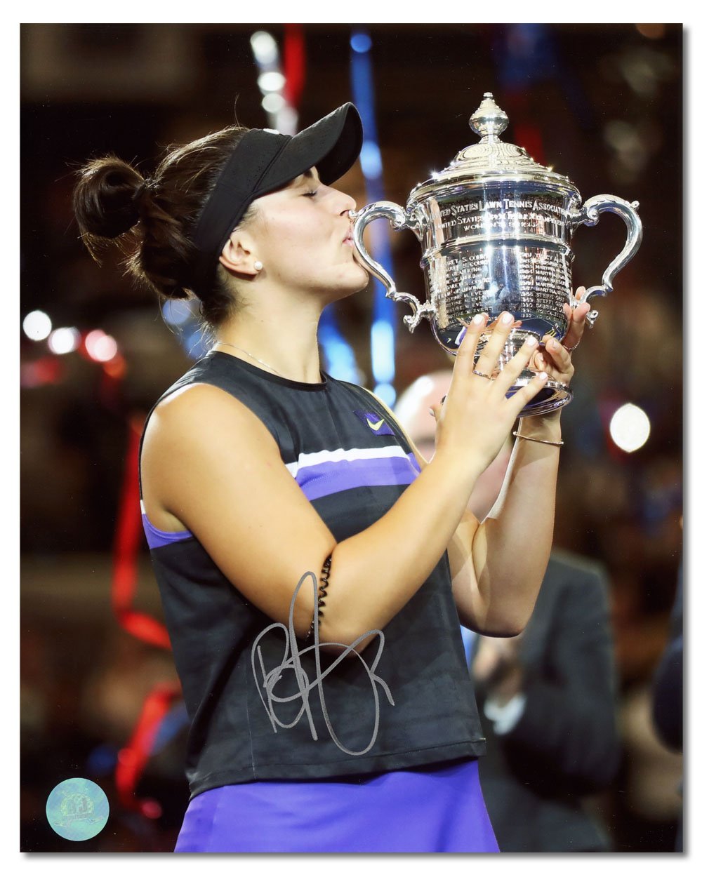 Bianca Andreescu Autographed 8x10 photo